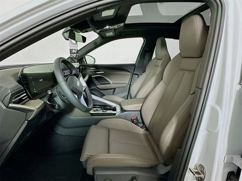 New 2025 Audi Q5 Premium Plus image 8