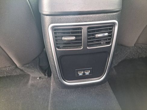Used 2020 Dodge Charger SXT RWD image 26