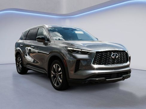 Used 2023 INFINITI QX60 Luxe w/ Cargo Package AWD/4WD image 3