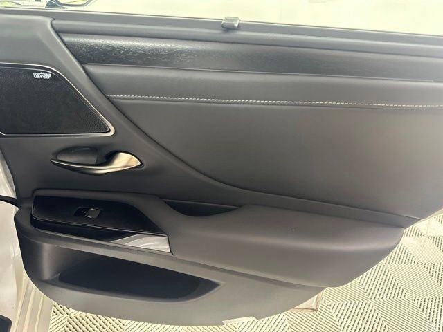 Used 2023 Lexus ES 350 Ultra Luxury w/ Accessory Package (Z2) FWD image 31