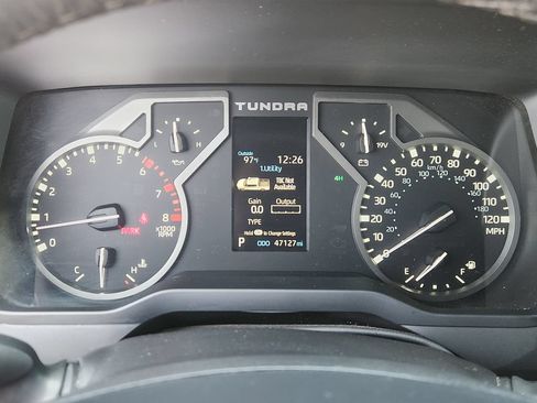 Used 2025 Toyota Tundra SR5 w/ SR5 Premium Package AWD/4WD image 14