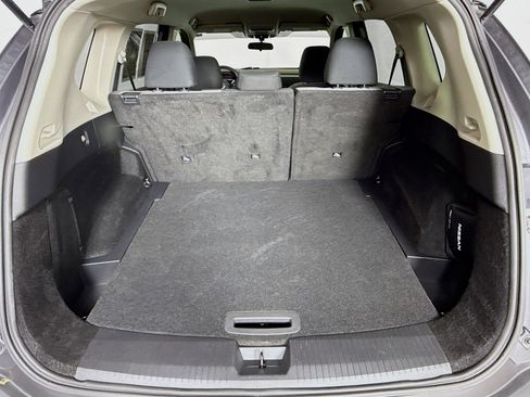 Used 2021 Nissan Rogue S image 31