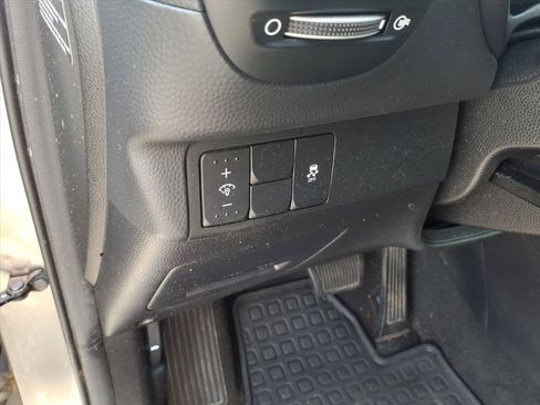 Used 2016 Kia Soul w/ Convenience Package FWD image 26