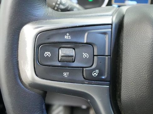 Used 2021 Chevrolet Silverado 1500 LT AWD/4WD image 37