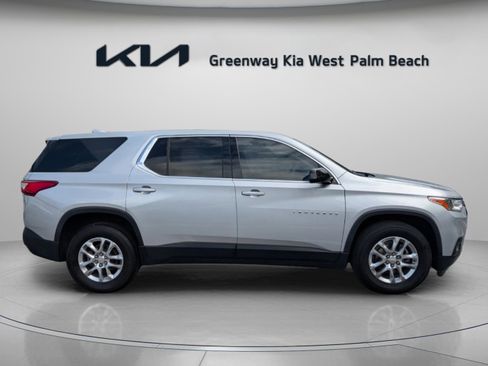Used 2020 Chevrolet Traverse LS w/ LPO, Floor Liner Package FWD image 8