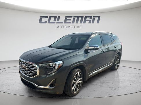 Used 2018 GMC Terrain Denali w/ Comfort Package FWD image 1