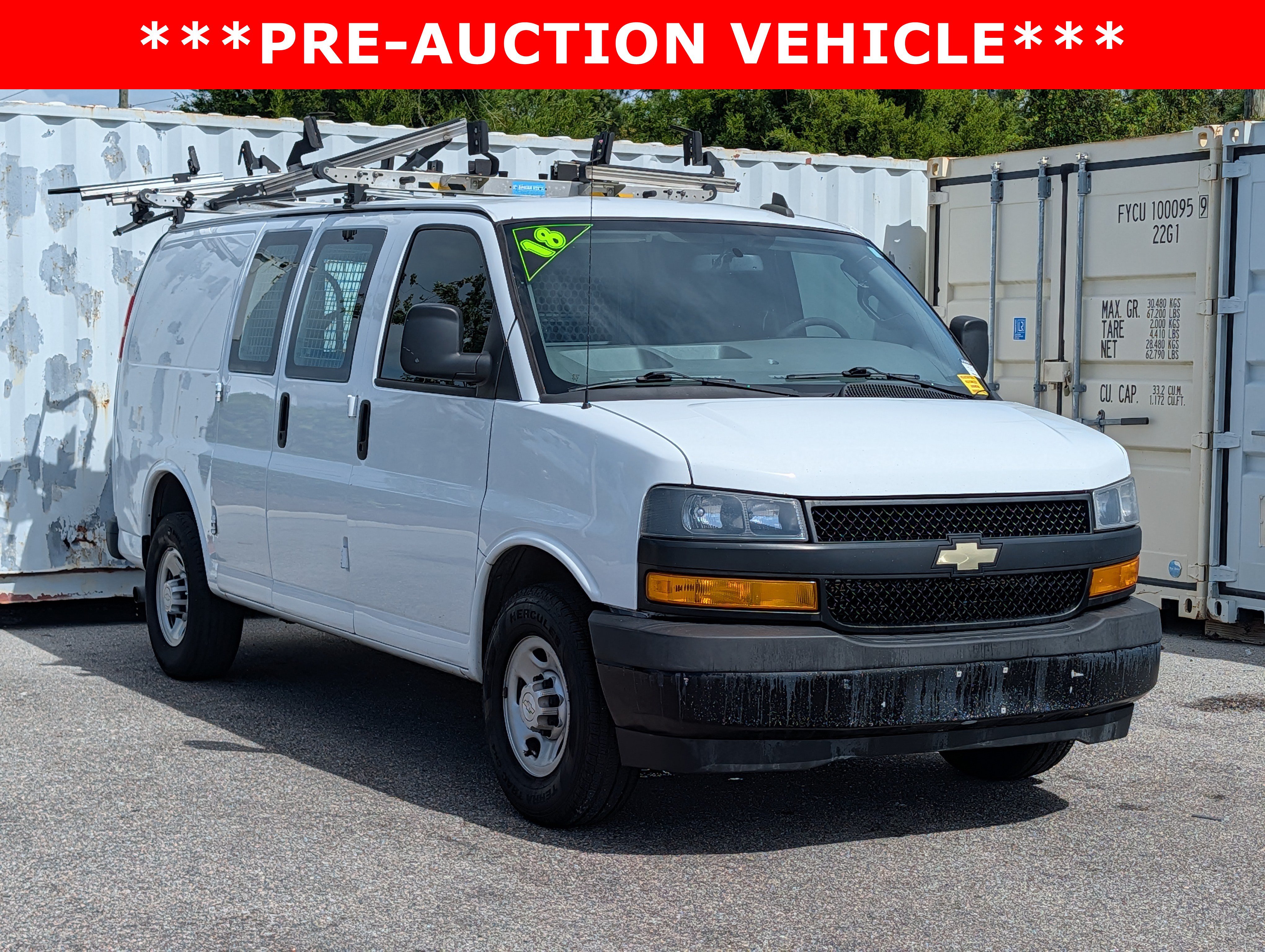 Used 2018 Chevrolet Express 2500 w/ Driver Convenience Package RWD image 3