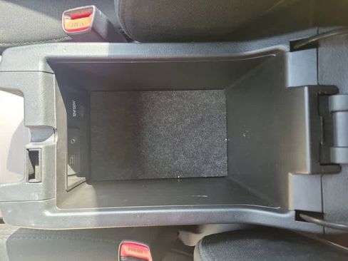 Used 2013 Subaru Outback 2.5i Premium w/ All-Weather Pkg image 18