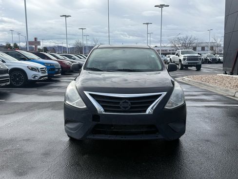 Used 2015 Nissan Versa S image 2