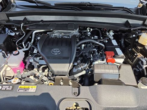 Used 2025 Toyota Grand Highlander FWD image 32