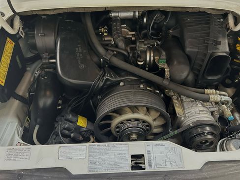Used 1995 Porsche 911 Carrera image 18