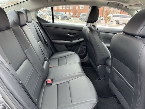 Certified 2025 Nissan Sentra SR w/ SR Premium Package image 34