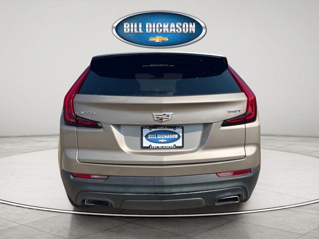 Used 2023 Cadillac XT4 Luxury w/ Cold Weather Package FWD image 6