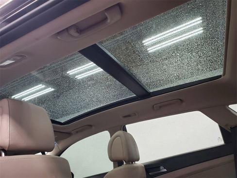 Used 2017 Hyundai Tucson Limited w/ Limited Ultimate Package 03 image 6