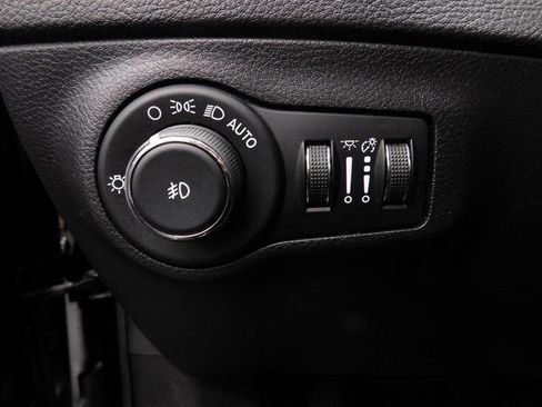 Used 2020 Jeep Compass Trailhawk image 42