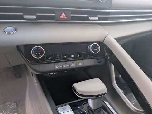 New 2026 Hyundai Elantra Blue image 21