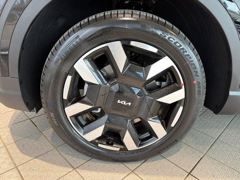 New 2027 Kia Telluride S image 9