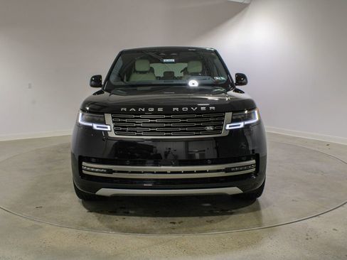 New 2026 Land Rover Range Rover Long Wheelbase SE AWD/4WD image 8