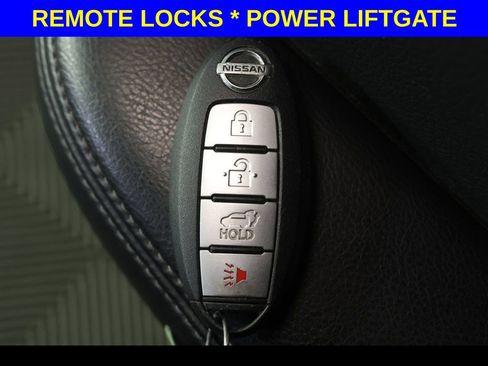 Used 2015 Nissan Rogue SV w/ SV Premium Package AWD/4WD image 9