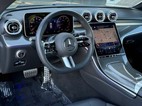 Used 2025 Mercedes-Benz CLE 300 4MATIC Coupe image 40