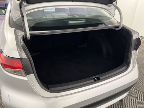 Used 2022 Toyota Corolla LE image 26
