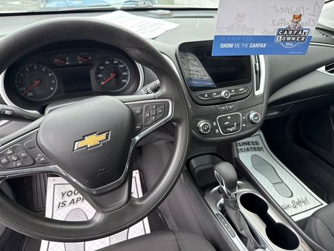 Used 2023 Chevrolet Malibu LS FWD image 13