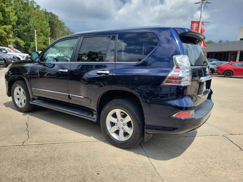 Used 2018 Lexus GX 460 w/ Navigation Package AWD/4WD image 3