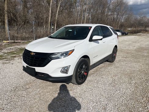 Used 2019 Chevrolet Equinox LT image 1