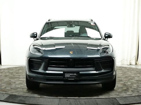 Used 2025 Porsche Macan image 10