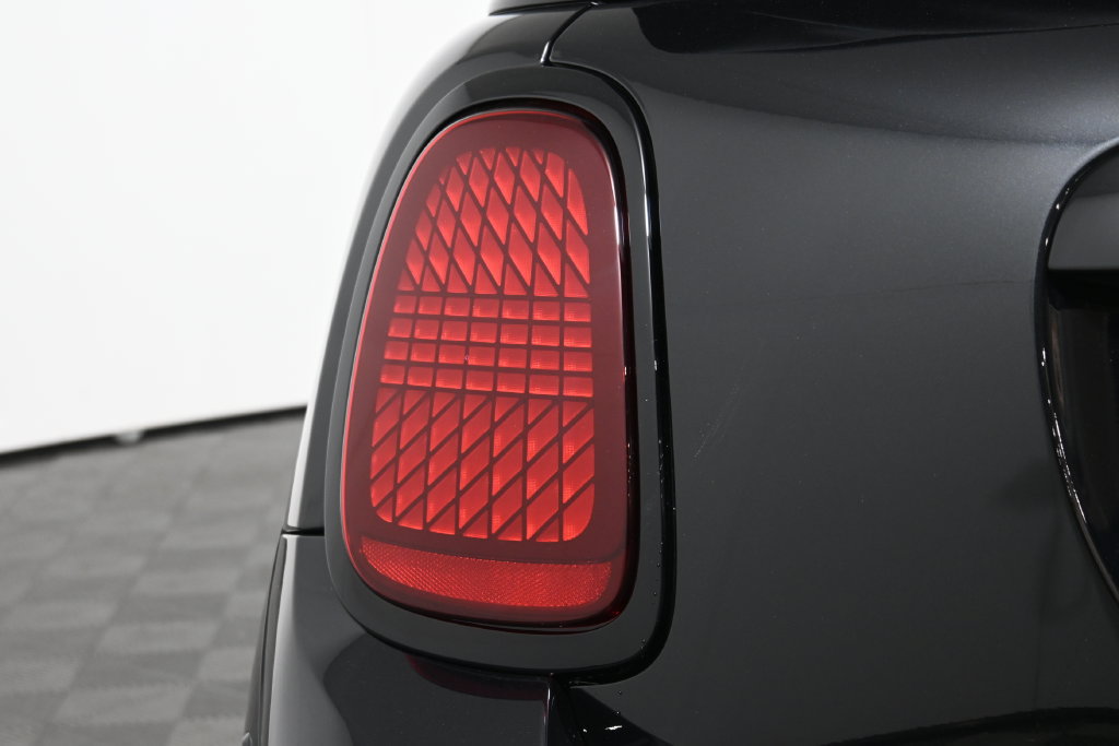 New 2026 MINI Cooper S FWD image 18