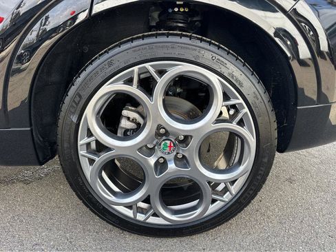 Used 2024 Alfa Romeo Tonale Ti image 14