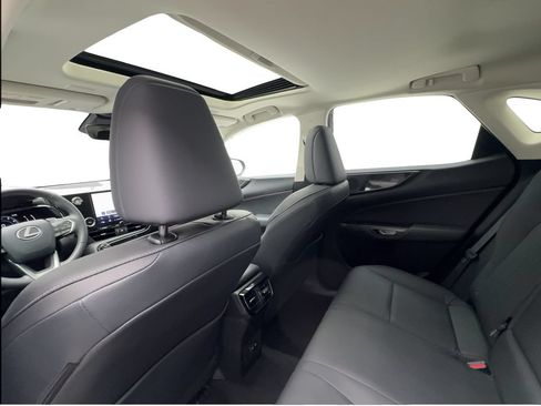 Used 2024 Lexus NX 250 FWD image 23