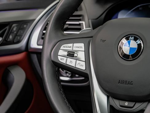 Used 2025 BMW X4 xDrive30i image 21