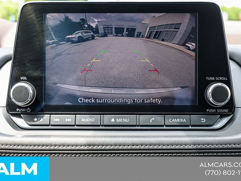 Used 2022 Nissan Rogue SV FWD image 28