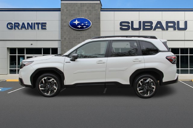 Used 2025 Subaru Forester Premium AWD/4WD image 7