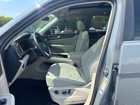 Used 2026 Volkswagen Atlas SE AWD/4WD image 5