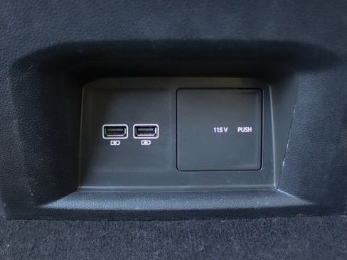 Used 2021 Volkswagen Atlas SE w/ Towing Package image 36