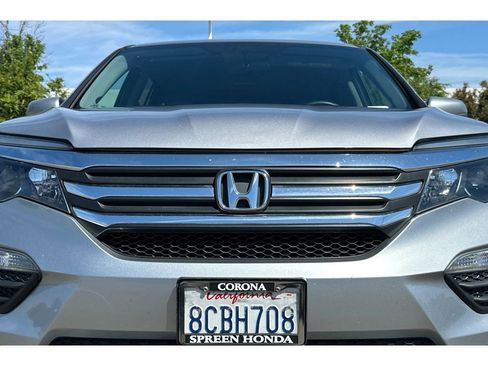 Used 2018 Honda Pilot EX image 4