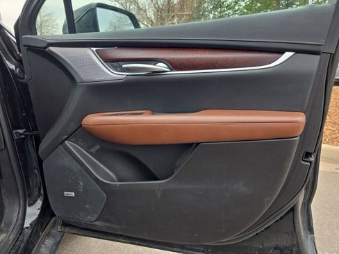 Certified 2023 Cadillac XT5 Premium Luxury image 22