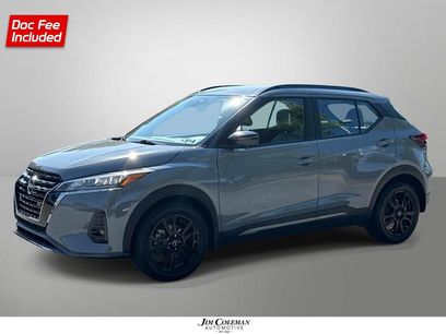 Used 2022 Nissan Kicks SR w/ Premium Package