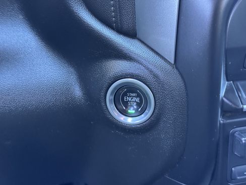 Certified 2023 Chevrolet Silverado 2500 LT w/ Convenience Package image 29