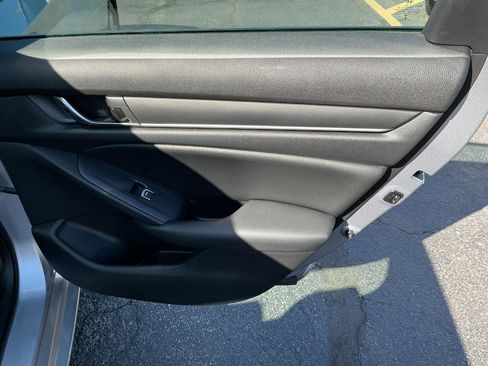Used 2022 Honda Accord LX image 20