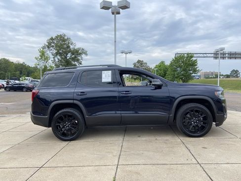 Used 2022 GMC Acadia SLE w/ Elevation Edition FWD image 13