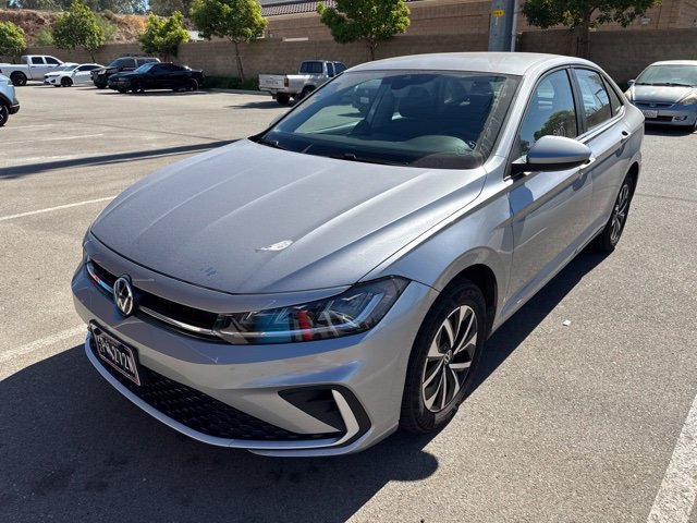 Used 2025 Volkswagen Jetta S FWD image 2