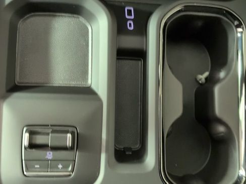 New 2026 GMC Sierra 2500 AT4 w/ AT4 Premium Plus Package AWD/4WD image 16