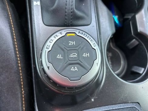 Used 2023 Ford Bronco Badlands AWD/4WD image 18