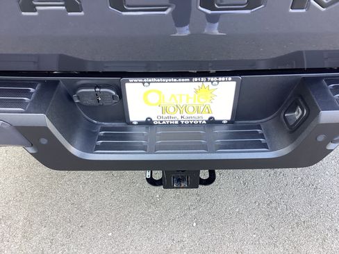 Certified 2024 Toyota Tacoma TRD Sport w/ TRD Sport Upgrade Package AWD/4WD image 35
