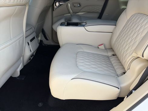 Used 2023 INFINITI QX80 Sensory w/ Cargo Package RWD image 32