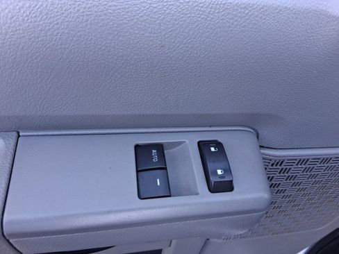 Used 2013 Ford E-150 and Econoline 150 w/ PWR Group RWD image 12