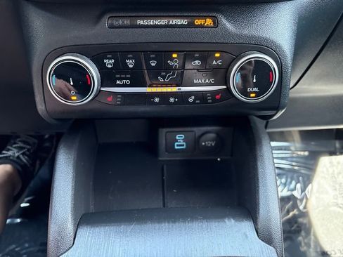 Used 2023 Ford Escape Active AWD/4WD image 19